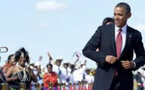 Обама станцевал с президентом Кении (видео)